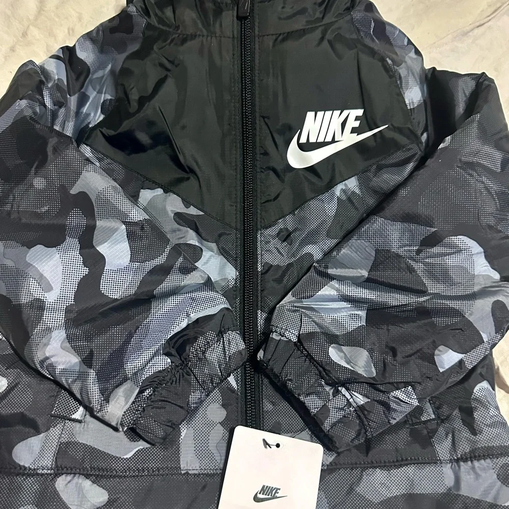 Nike Kids Camo Jacket - Black and Gray - Picture 7 of 7